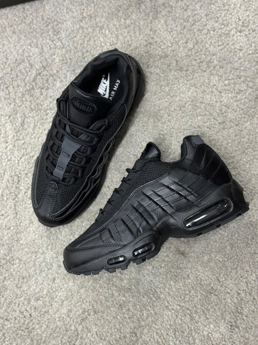 AM 95 "Black"