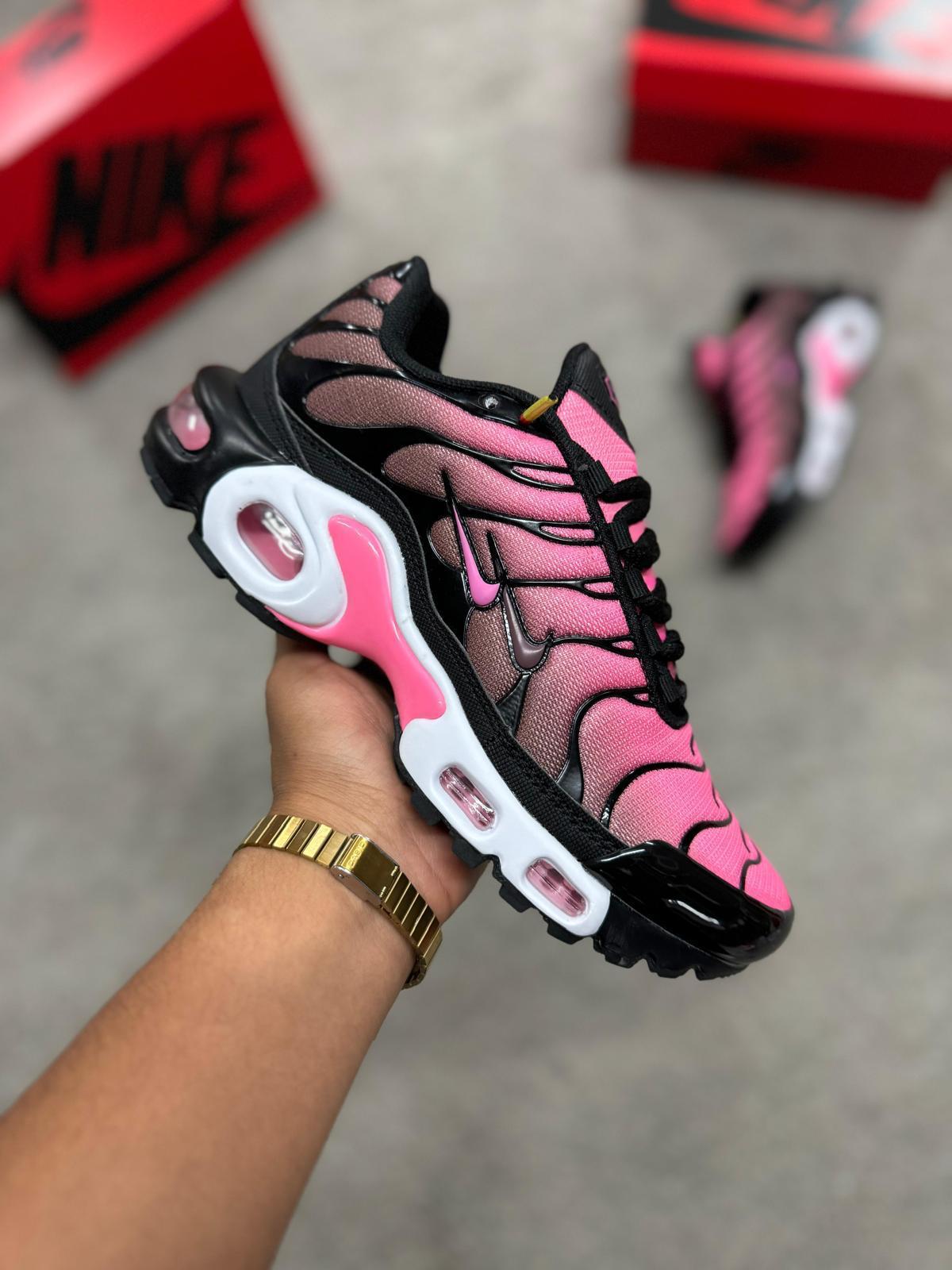 TN "Black Pink"